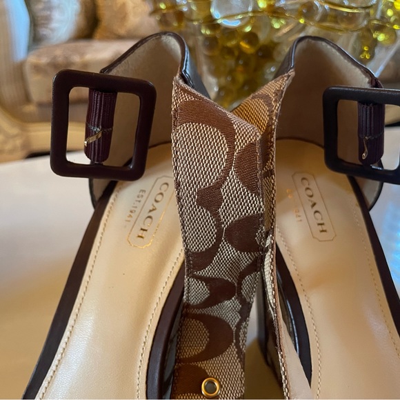 Coach platforms never worn - Picture 2 of 4